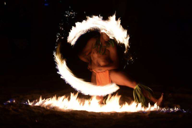 luau fire dancer